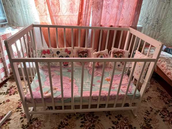 Детская кроватка