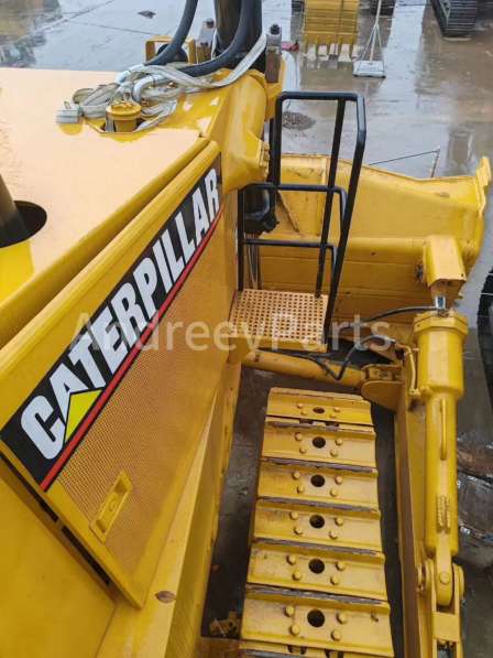 Бульдозер Caterpillar D10T в Санкт-Петербурге фото 10