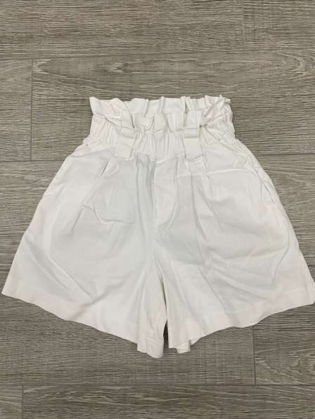 Женские шорты