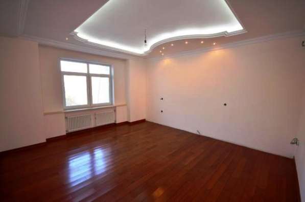 Продам многомнатную квартиру в Москве. Жилая площадь 207 кв.м. Этаж 6. Есть балкон. в Москве фото 12