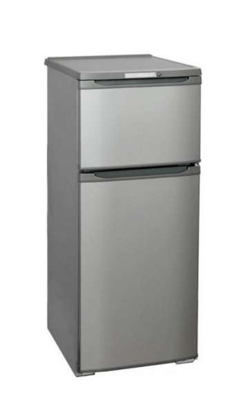 Продаю холодильник Бирюсо М122 по низкой цене в 