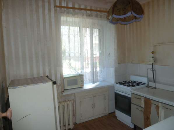 Продается 2-х комнатная, ул. 4-я Линия, 238 в Омске фото 7