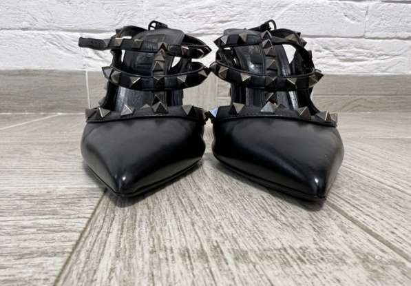 Кожаные туфли Rockstud Valentino в Сочи фото 4