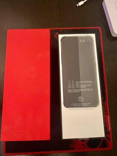 OnePlus 9 8/128GB astral black (астральный черный) в Москве