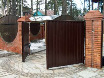 Распашные ворота в Дмитрове