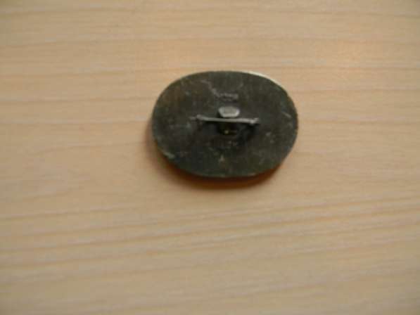 Значок. Москва вокзалы железнодорожные: Павелецкий и Курский в фото 4