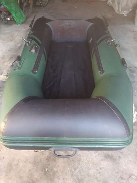 Моторная лодка