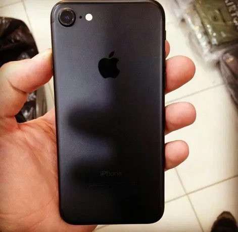 IPhone 7 128 gd