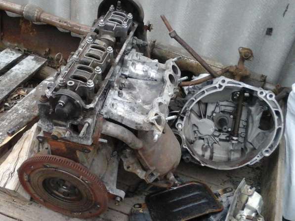 Двигатель ВАЗ 2115,коробка в фото 4