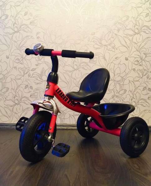 Продам трехколёсный детский велосипед