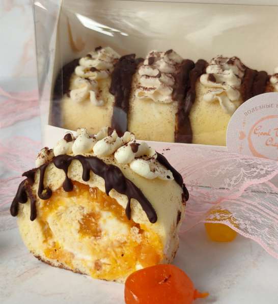 Ролл-Кейк с абрикосом и шоколадным декором в Магнитогорске фото 5