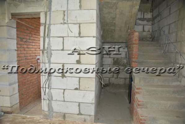 Продам коттедж в Москва.Жилая площадь 390 кв.м.Есть Электричество. в Москве фото 4