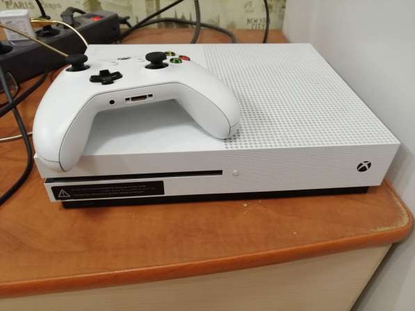 Игровая приставка Xbox One S в Ангарске