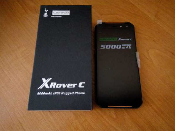 Защищенный телефон LEAGOO XRover C IP68 NFC в 