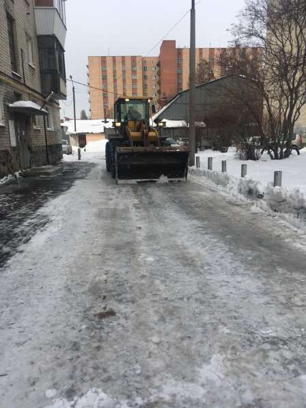 Уборка снега, вывоз снега в Екатеринбурге фото 9