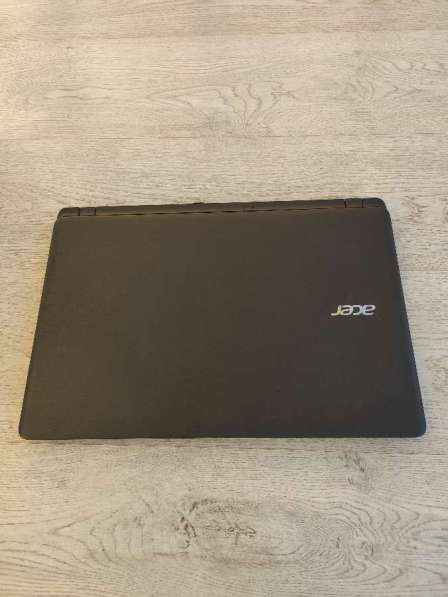 Ноутбук Acer Aspire ES1-523/524 черный в Санкт-Петербурге фото 3