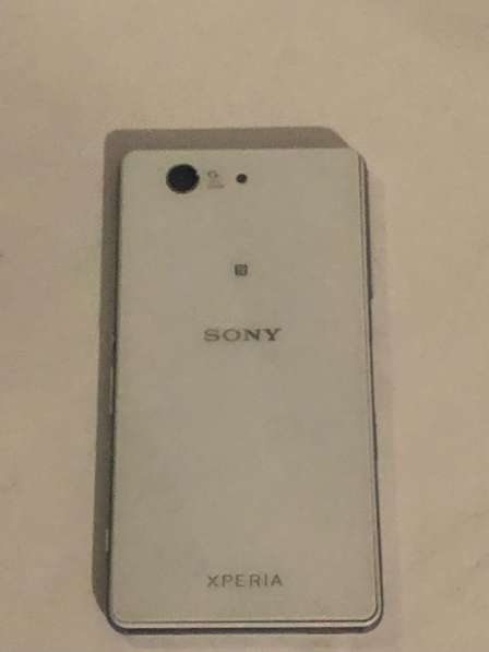 Телефон Sony Xperia Z3 Compact в Москве