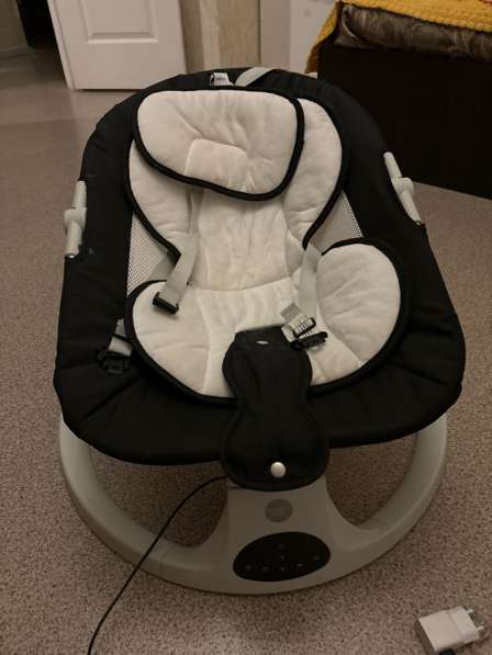 Детские качели в Сарове