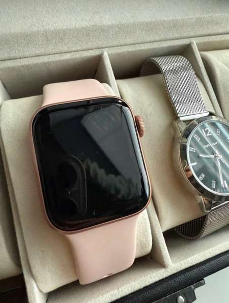 Смарт- часы Apple Watch SE 40 mm