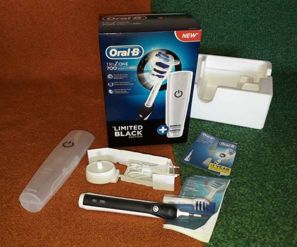 Электрическая зубная щетка Braun Oral-B TriZone 70