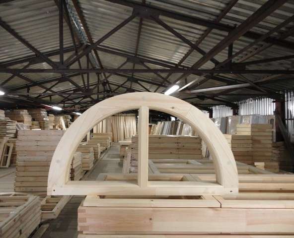 Деревянные арки со склада и на заказ