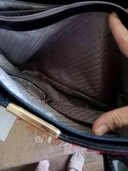 Продам женскую сумку 3 боковых кармана внутри в Вологде фото 3