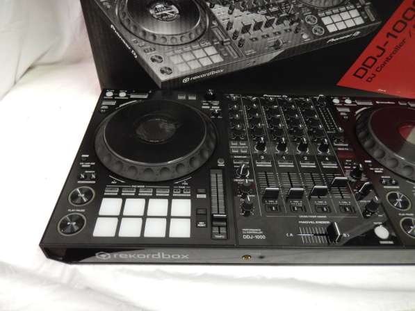 Brand New Pioneer-DDJ-1000 DJ Rekordbox Controller в 