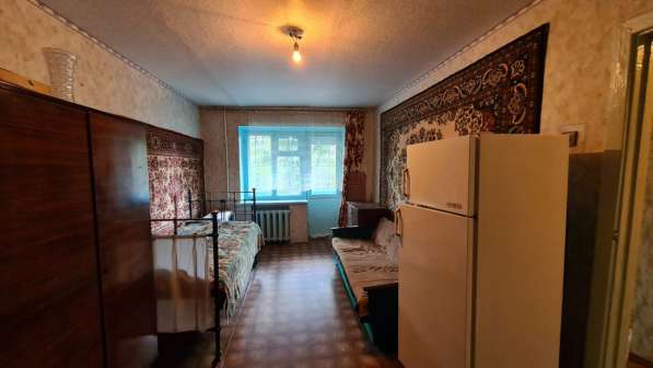 Продам 1 ком квартиру в Калининском р-не (Макаронка) 9500дол в 