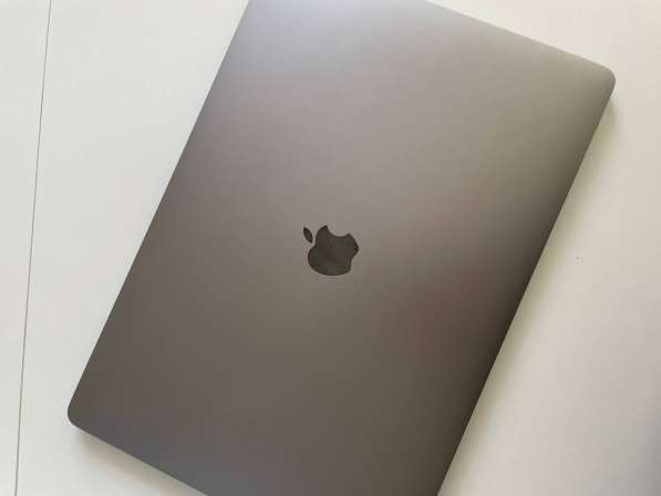MacBook pro 13 в фото 3