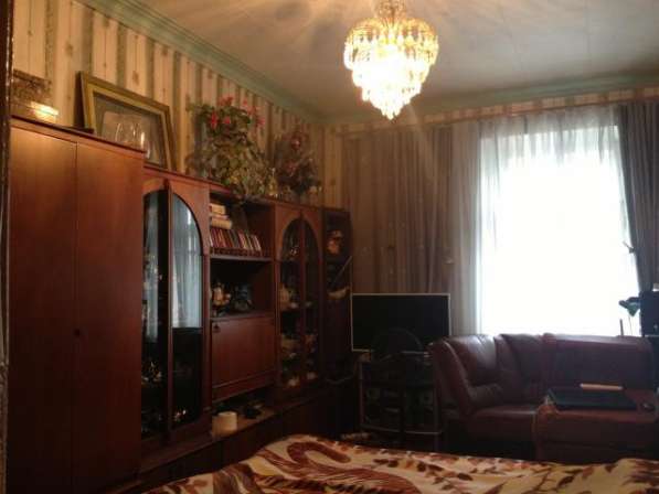 Продам многомнатную квартиру в Москве. Жилая площадь 135 кв.м. Этаж 4. Дом кирпичный. в Москве фото 3