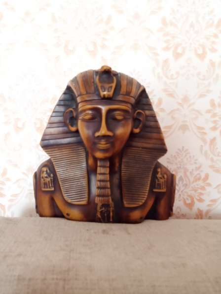 Маска настенная сувенирная в фото 3