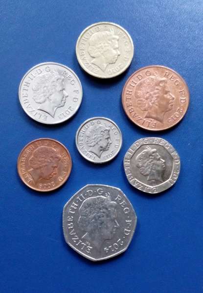 Монеты Великобритании (2). Герб королевы