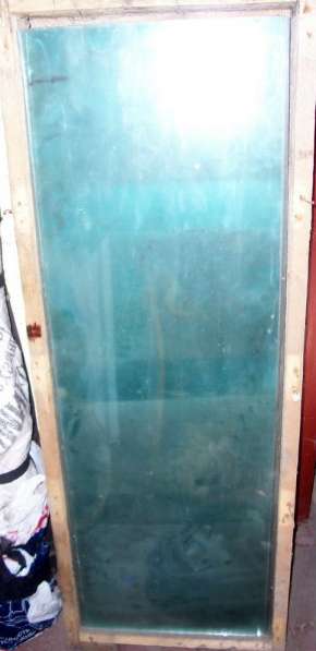 Стекло Не установлен