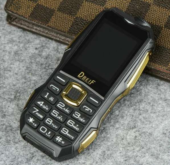 Экстримальный Телефон на 2 сим карты Dbeif