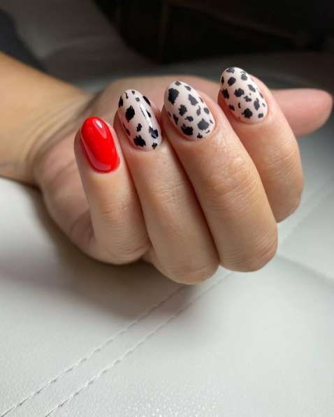 Маникюр/педикюр