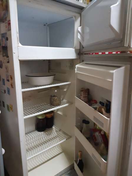 Холодильник 1000р