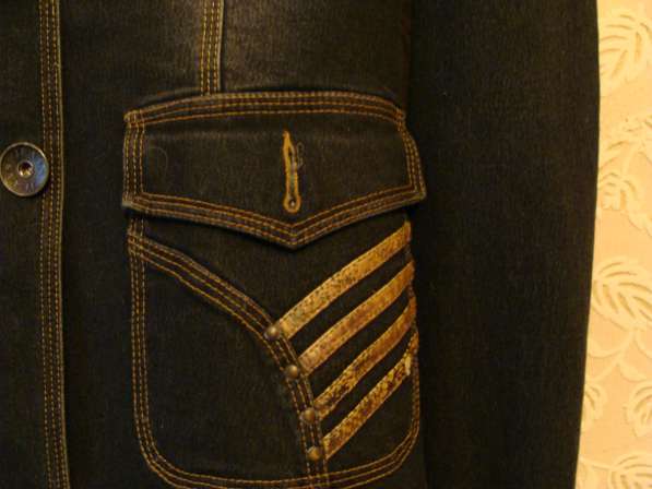 Джинсовый пиджак. юбка и джинсы в Кимре