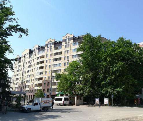 Продам трехкомнатную квартиру в Краснодар.Жилая площадь 63 кв.м.Этаж 8.Дом кирпичный.