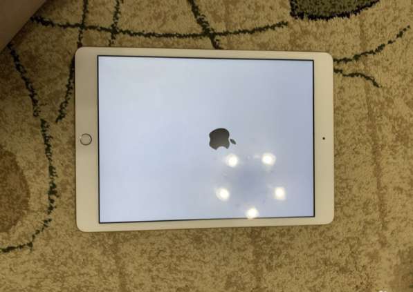 Планшет Apple iPad 10.2 Wi-Fi 32Gb 2019 (золотой в Елабуге