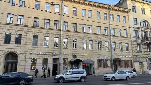 Продажа студии в центре Санкт-Петербурга у метро! в Санкт-Петербурге