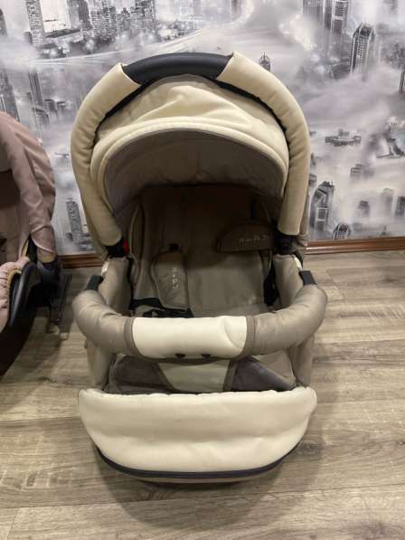 Продам коляску 3в1