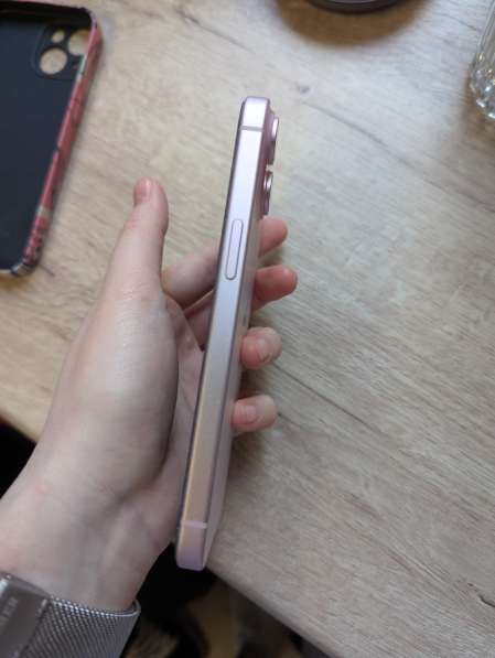 Iphone 15 в Москве фото 5