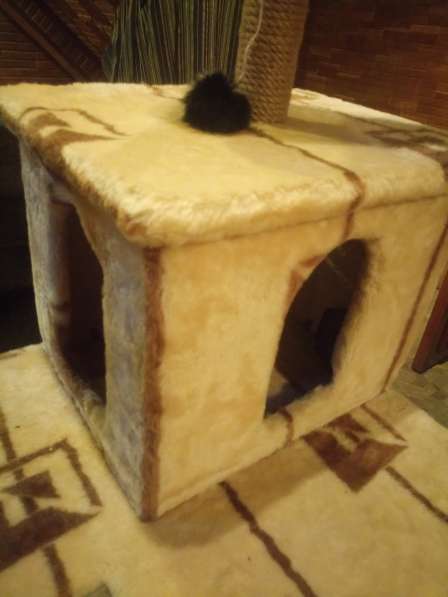Домик-стойка для кошек с когтеточкой(7 уровней) в Краснодаре фото 4
