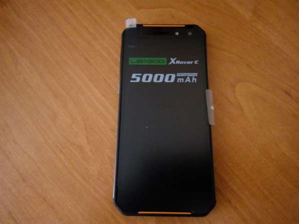 Защищенный телефон LEAGOO XRover C IP68 NFC