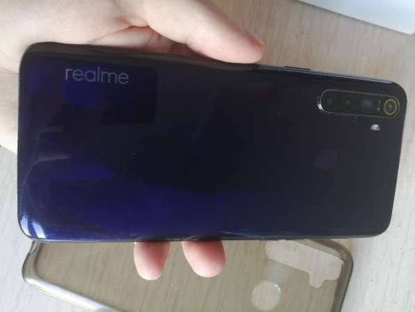 Смартфон Realme 5