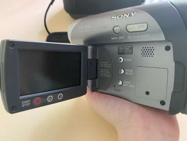 Видеокамера Sony handycam DCR-DVD205E в Москве фото 4