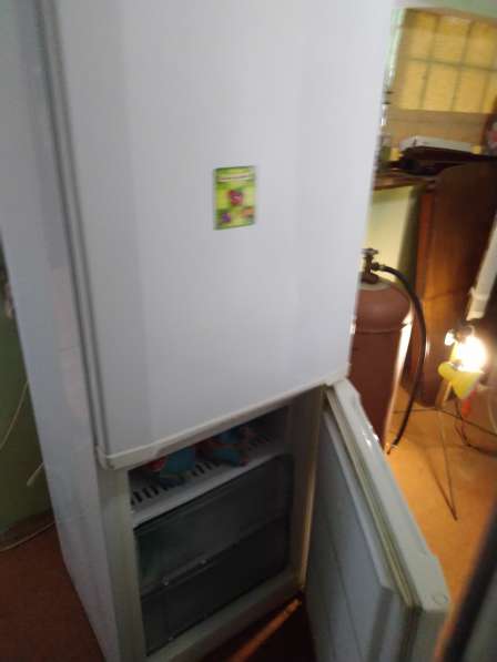 Холодильник " НОРД" 2-камерный б/у сухой заморозки