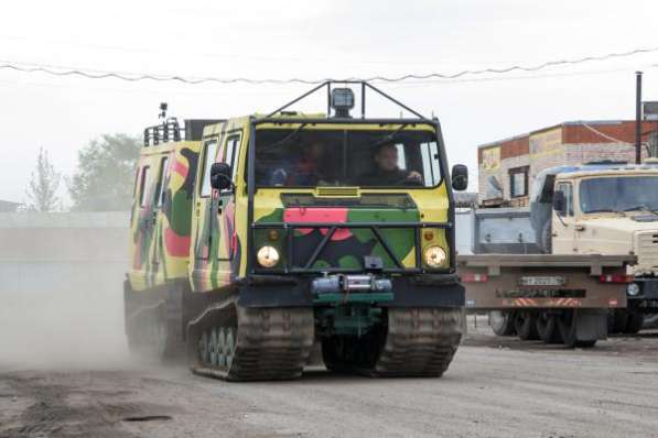 Вездеход амфибия Hagglunds BV 206 Лось