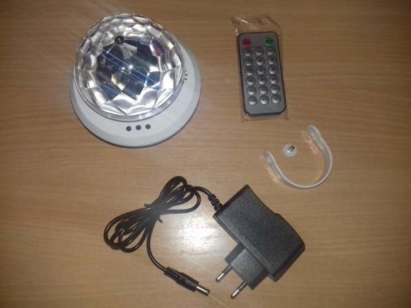 Светодиодный диско шар Magic Ball Light With MP3