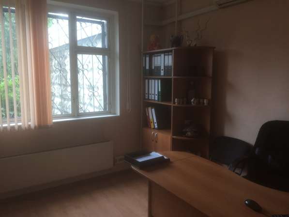 Продажа офисного помещения 210 кв м на ул Островитянова 9к4